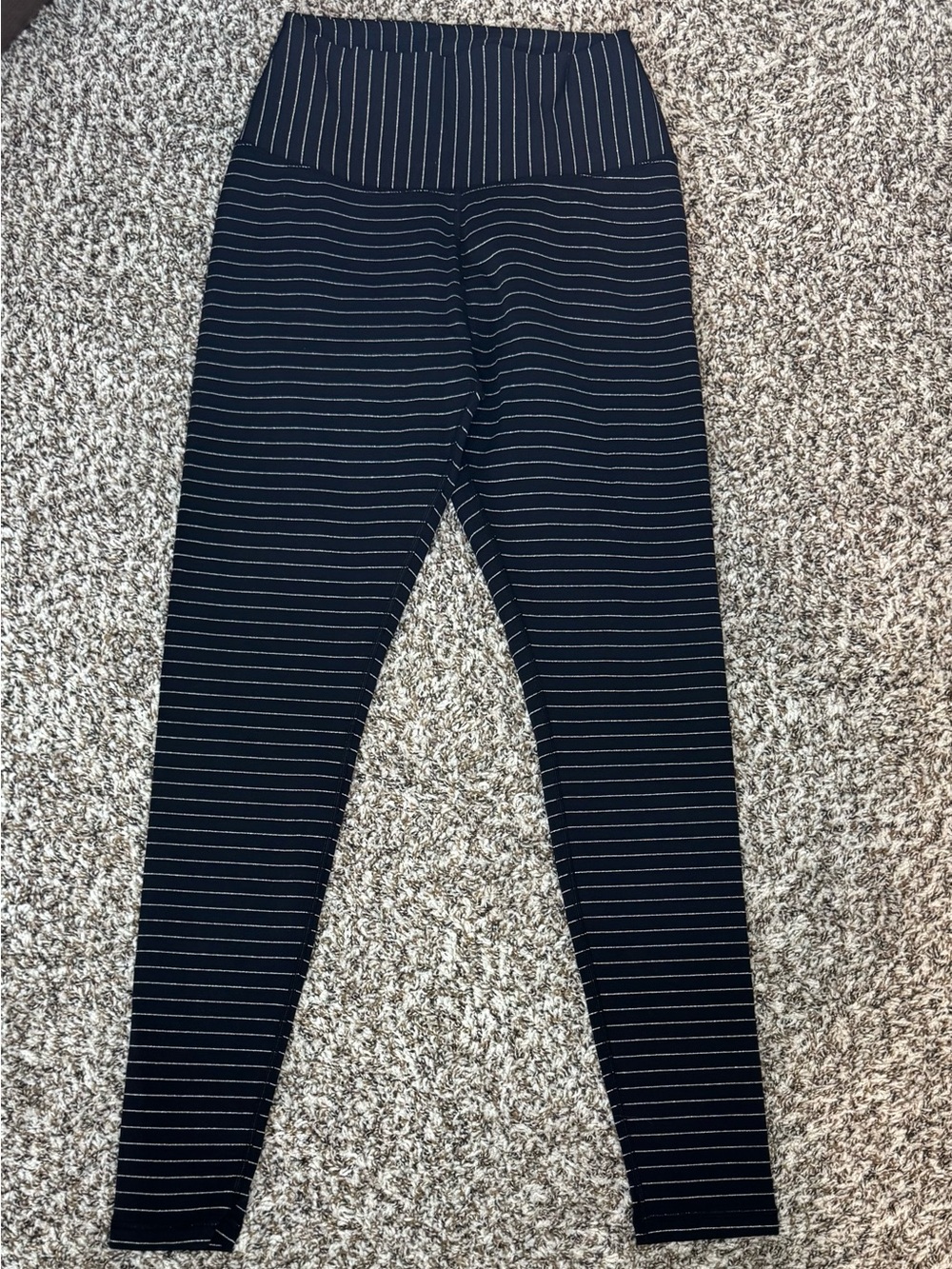 Glyder High Rise Pinstripe Leggings Black White Stripe Yoga Pants Size M